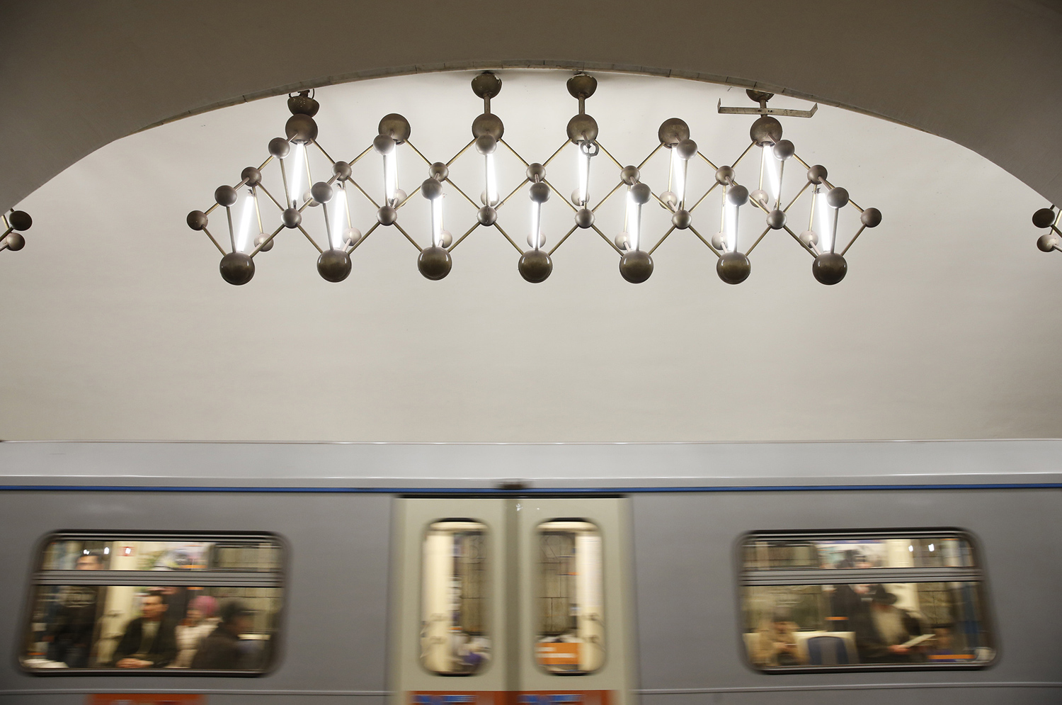80多年历史的莫斯科地铁(Moscow Metro) - wuwei1101 - 西花社 80多年历史的莫斯科地铁(Moscow Metro) - wuwei1101 - 西花社