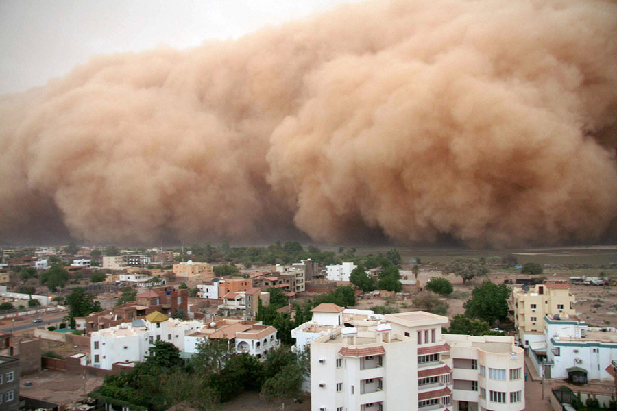 The Strange Beauty Of Sandstorms - The Atlantic