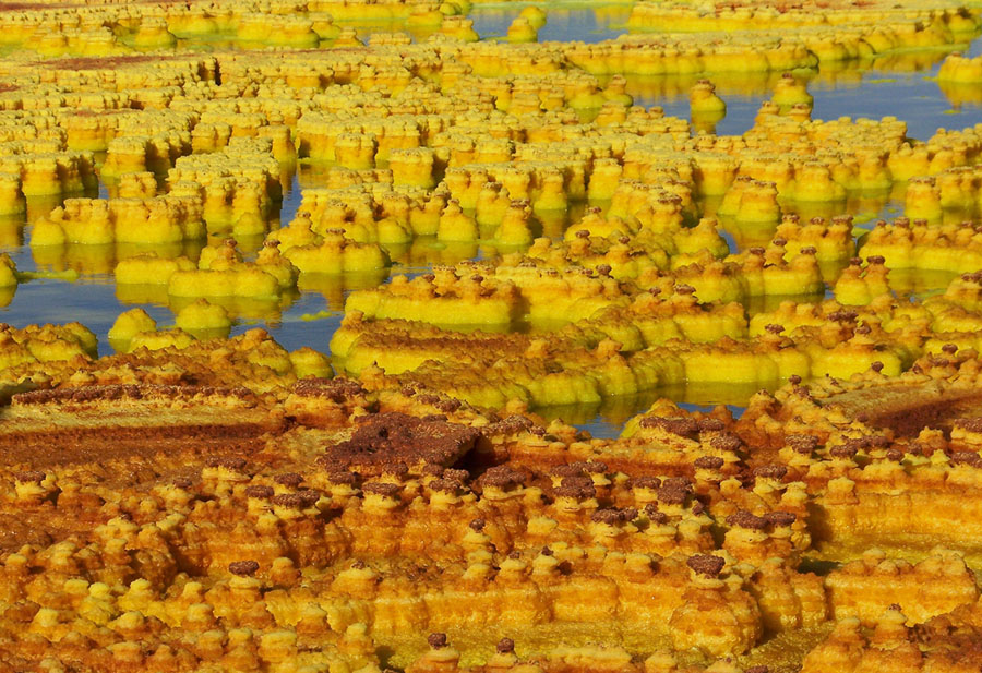  Mineral deposits near Dallol Volcano Mikluha Maklai