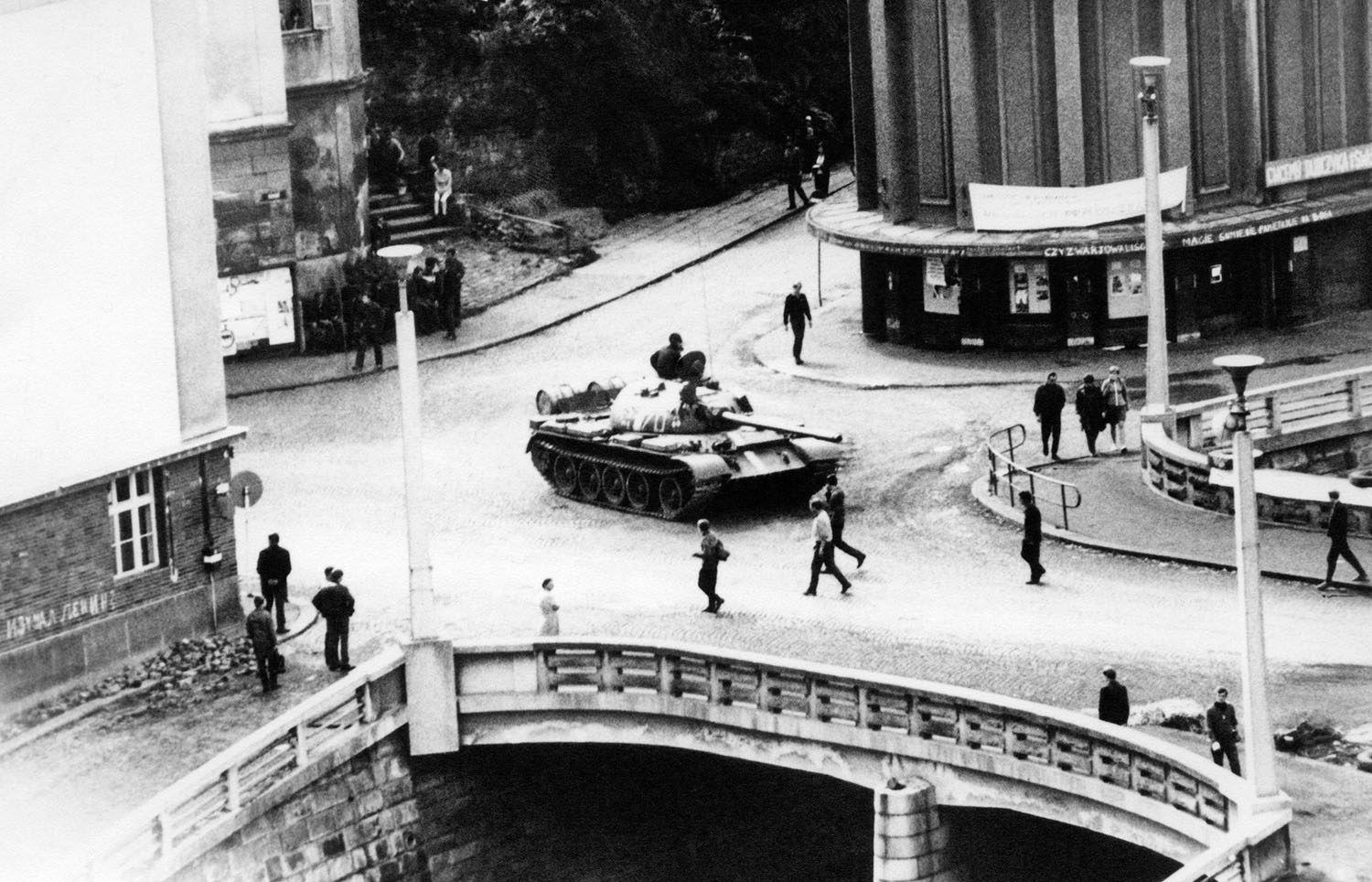 Prague Spring: two thousand tanks against two thousand words 97 Prague Spring: two thousand tanks against two thousand words 76