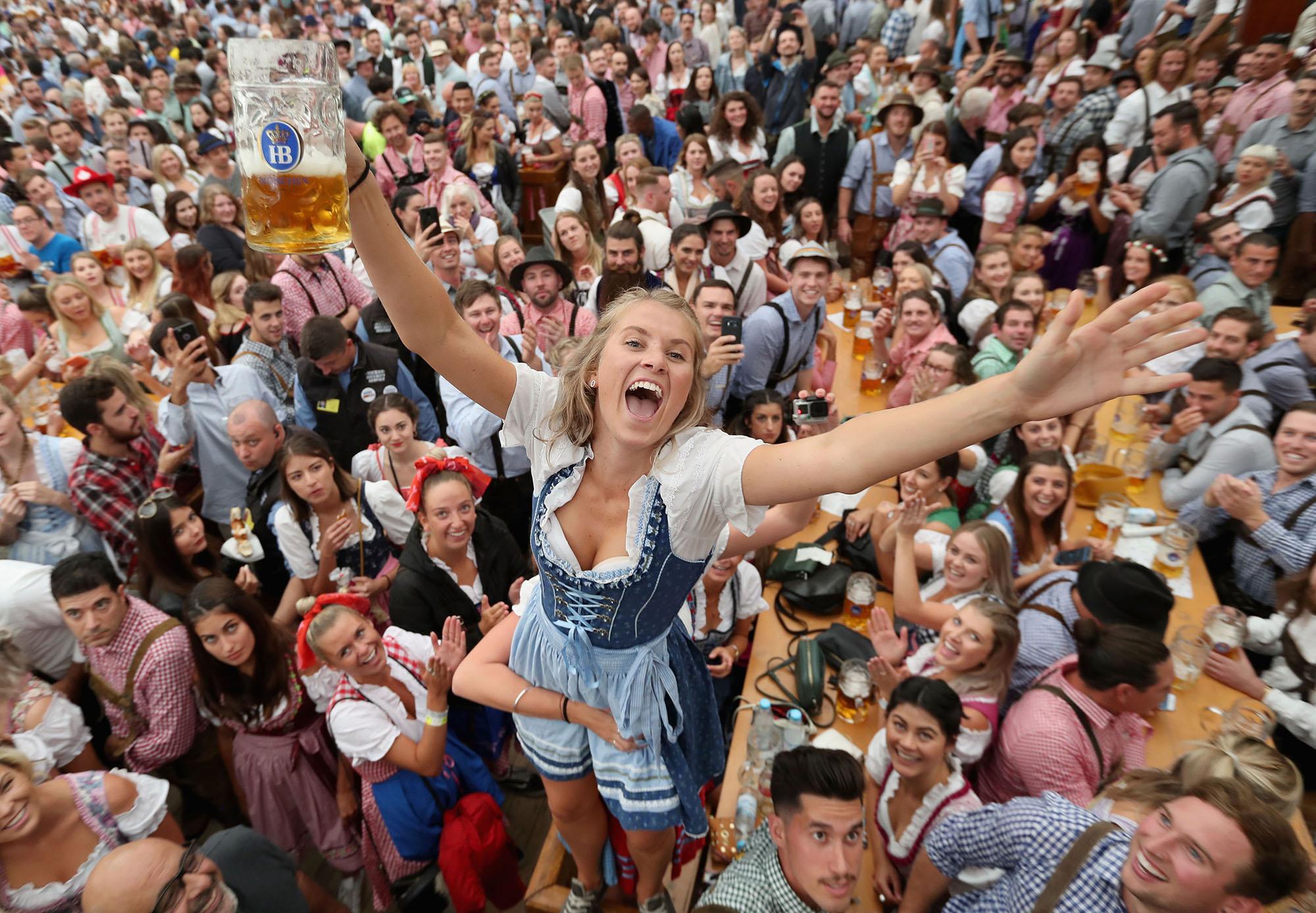 Oktoberfest 18 Photos From The Opening Weekend The Atlantic