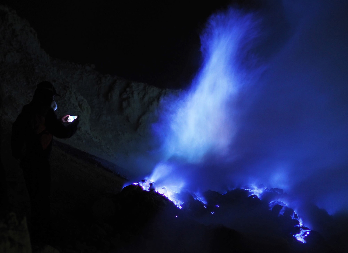 lava gunung Ijen