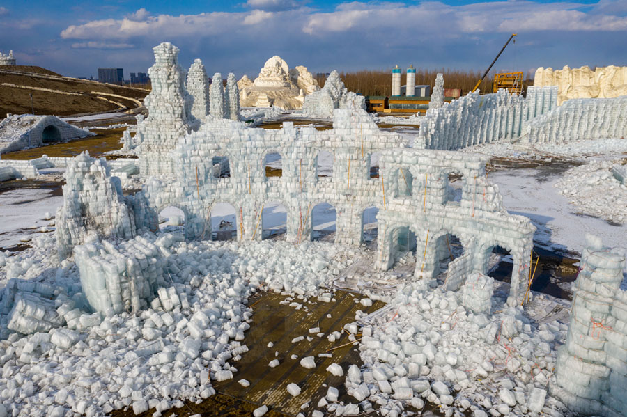 The Temporary Ruins of Harbin’s Melting Ice Sculptures The Atlantic