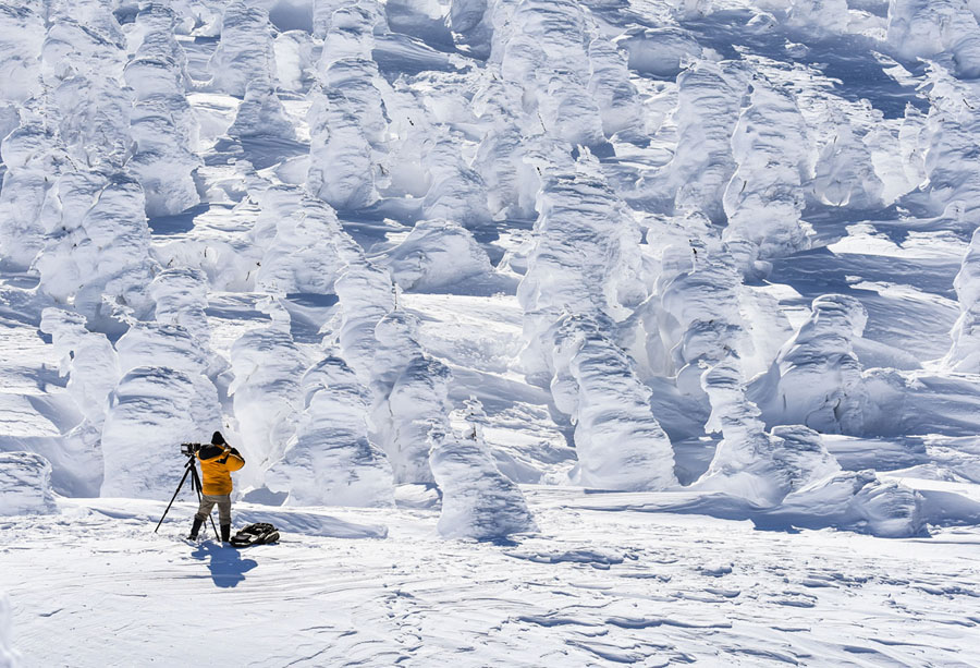 juhyo-the-snow-monsters-on-japan-s-mount-zao-the-atlantic