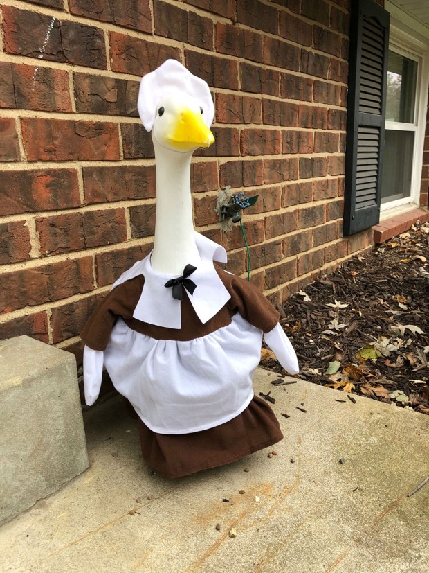 Why Midwesterners Dress Up Their Goose Lawn Ornaments - CityLab