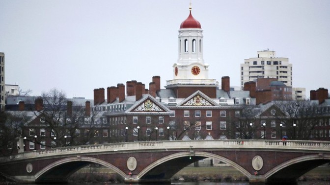 Elite Colleges Constantly Tell Low-Income Students That They Do Not Belong