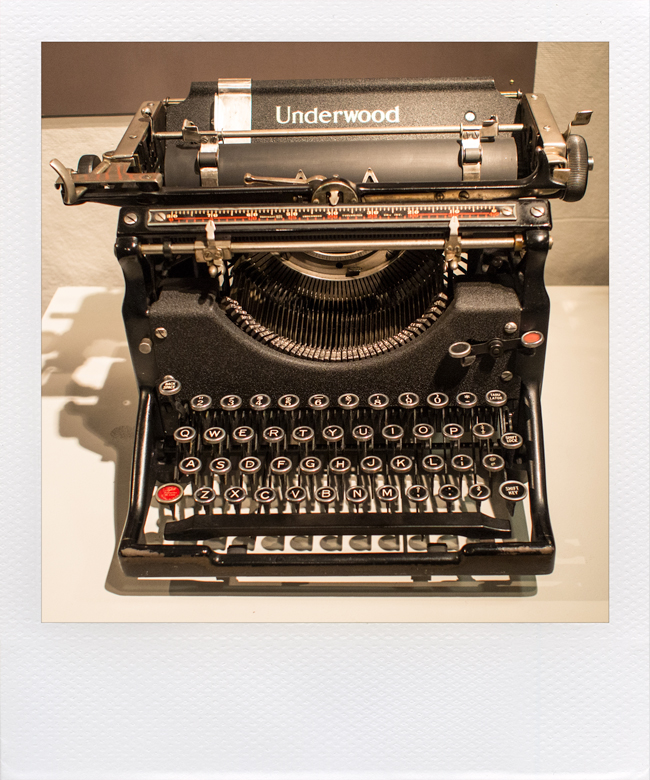 Tom Hanks gives vintage Underwood typewriter to Lacey NJ man