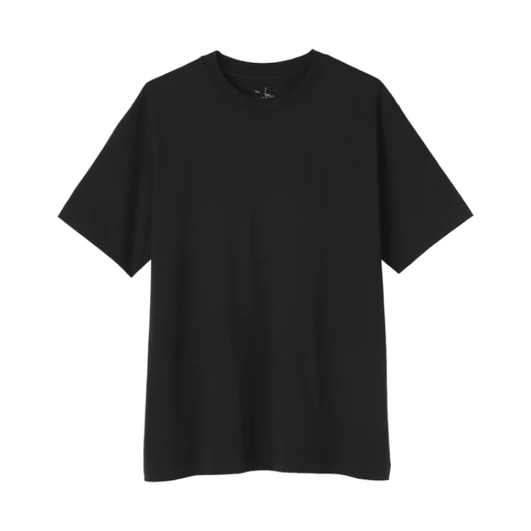 A black t-shirt. 