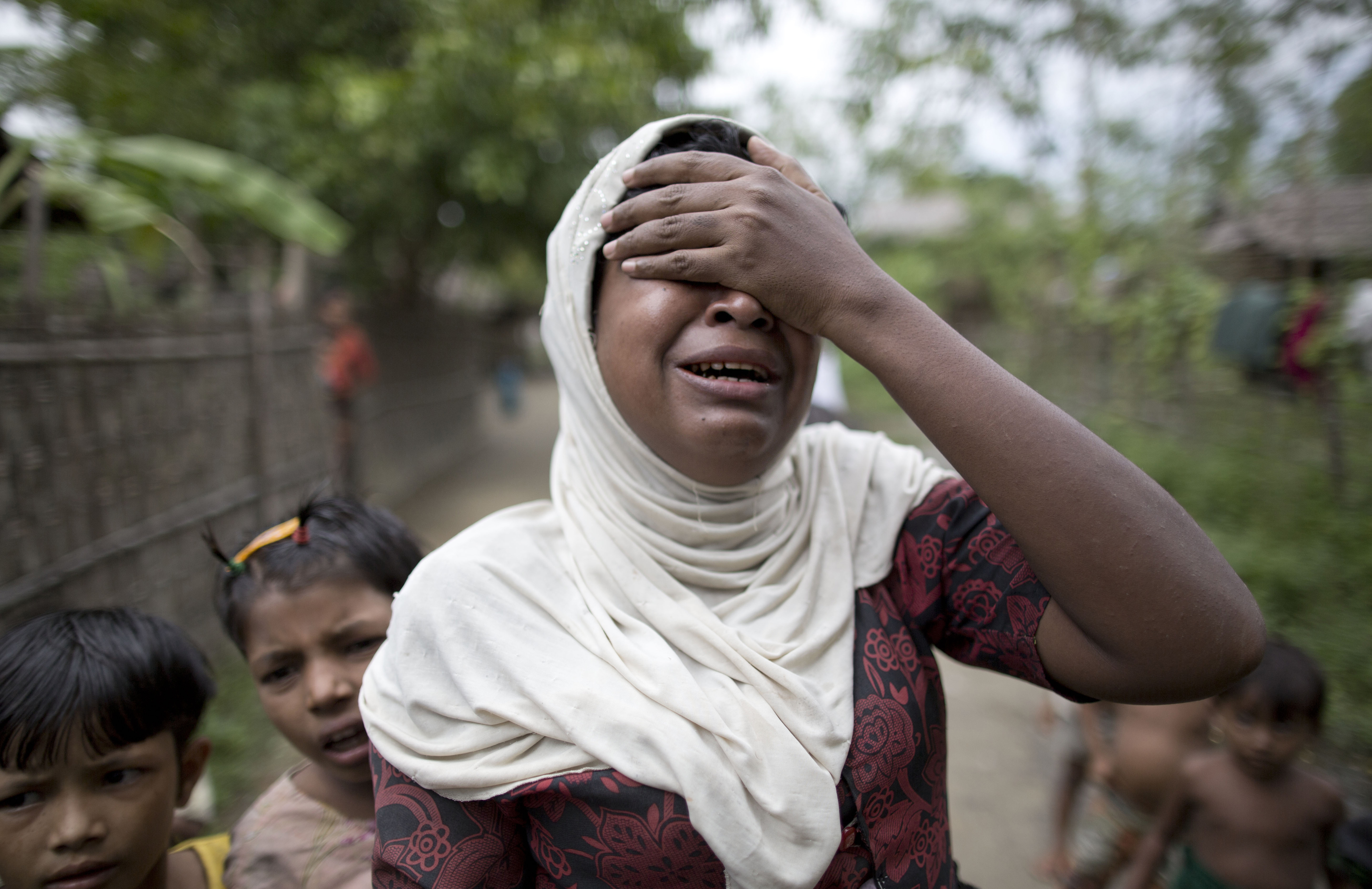 Kill all you see. - by John Birmingham - Alien Sideboob, image size:4500x2916