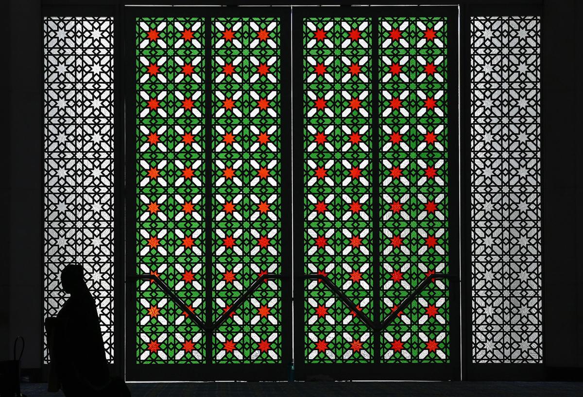 Eid al-Fitr and the end of Ramadan 2014 - The Atlantic, image size:1200x817