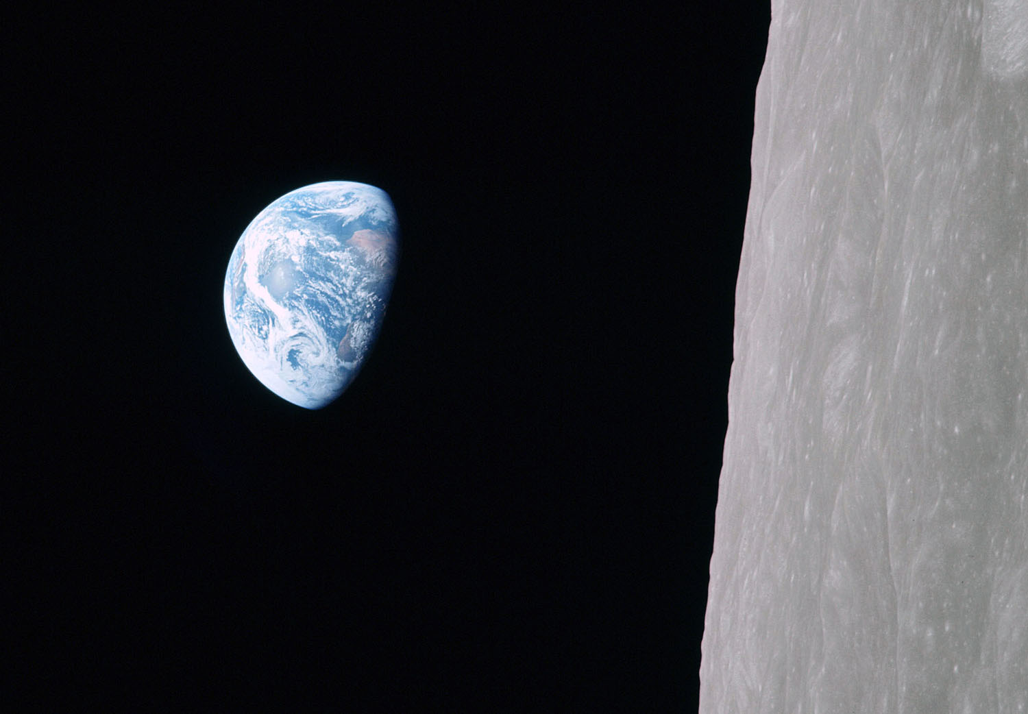 NASA Earth rise over Moon Apollo 8 First Photo Picture deep space Borman