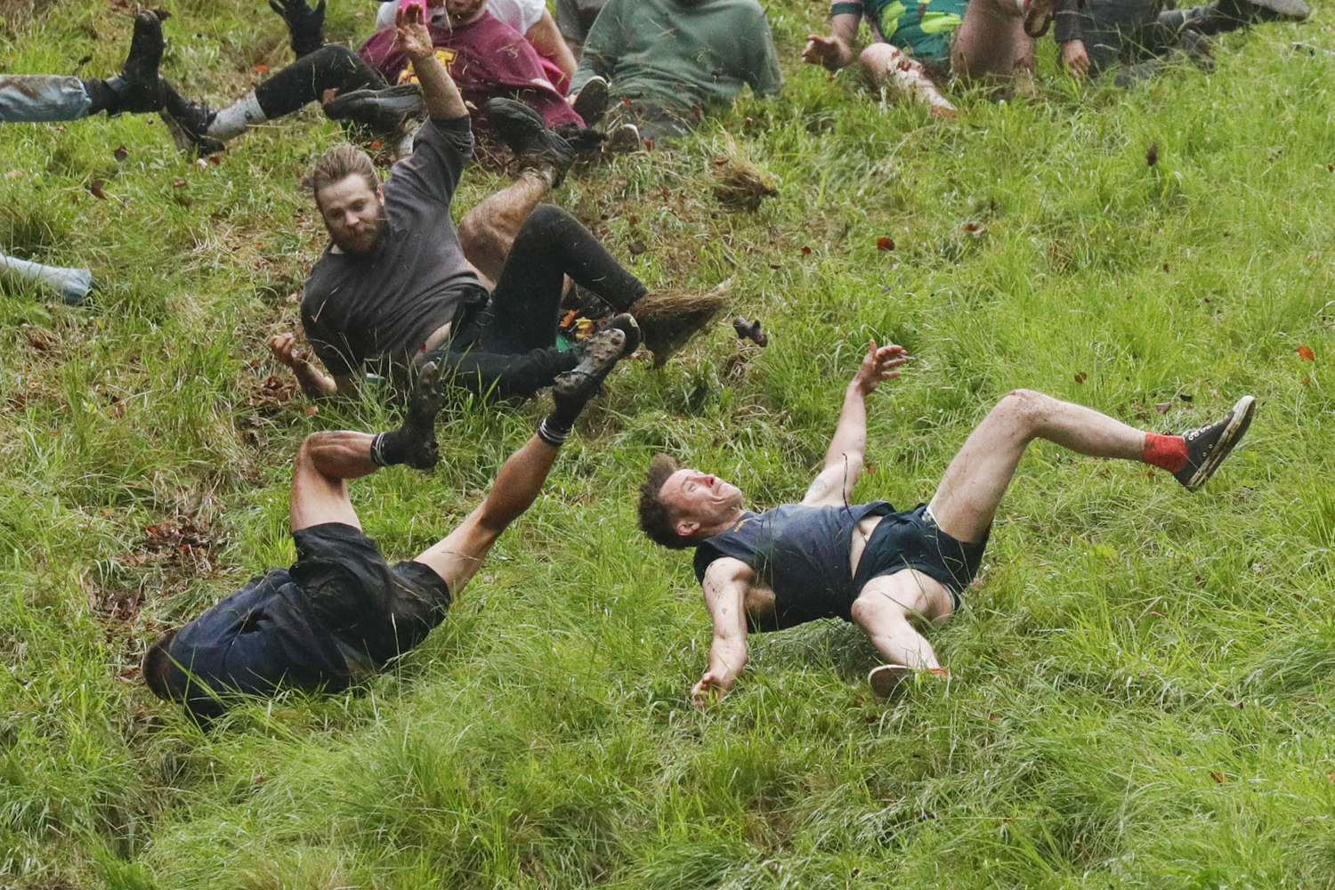 Photos: Cheese-Rolling Returns to Cooper's Hill - The Atlantic
