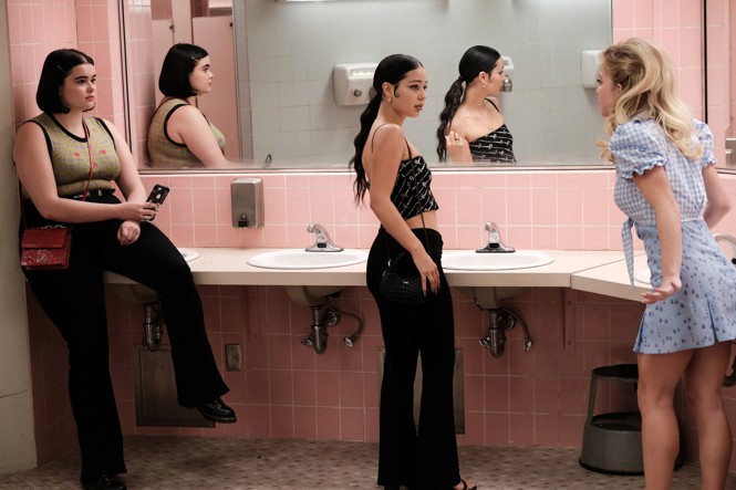 Barbie Ferreira, Alexa Demie, and Sydney Sweeney conversing in a school bathroom in "Euphoria"