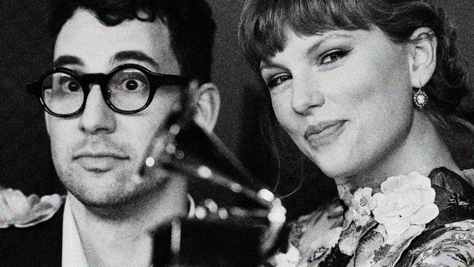 Jack Antonoff and Taylor Swift with a Grammy Award