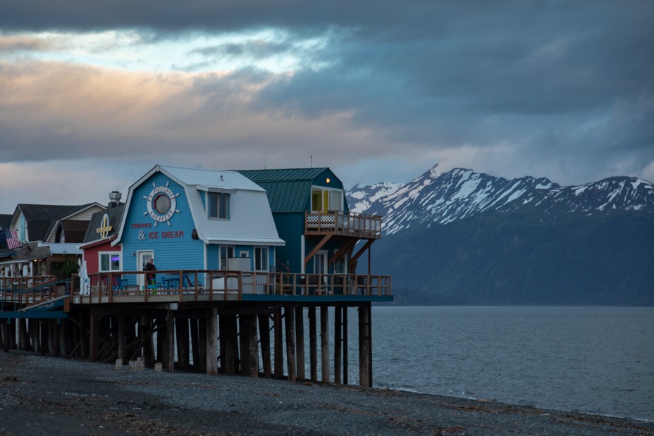 Picture of businesses lining the shore of Cook Inlet in Homer, Alaska. 