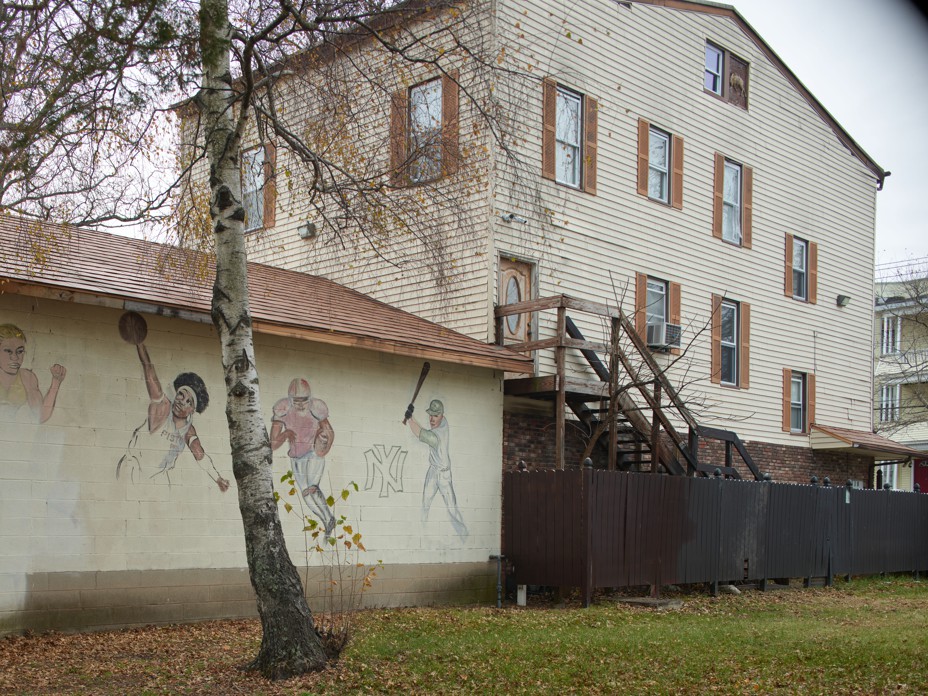 Picture of a cafe on Winchester Avenue, Newhallville. New Haven. 2022 