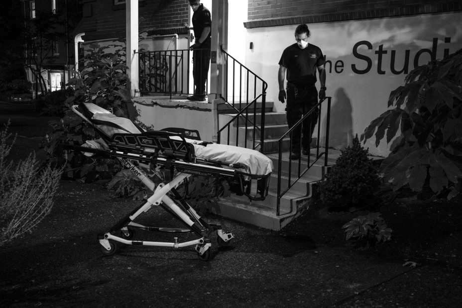 a stretcher outside a house