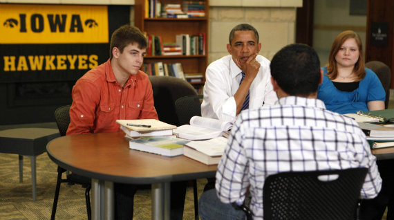 570_Obama_Students_Iowa.jpg