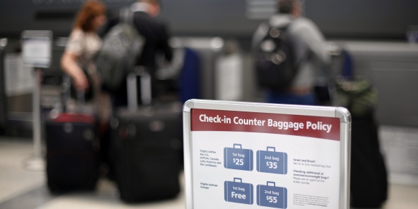 600 Airline Fees Matt Rourke AP.jpg