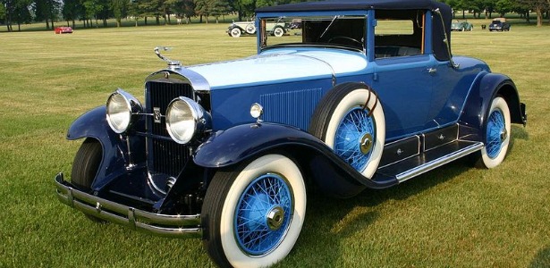 800px-1929-cadillac-archives.jpg