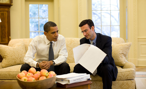 President_Barack_Obama_with_OMB_Director_Peter_Orszag.jpg