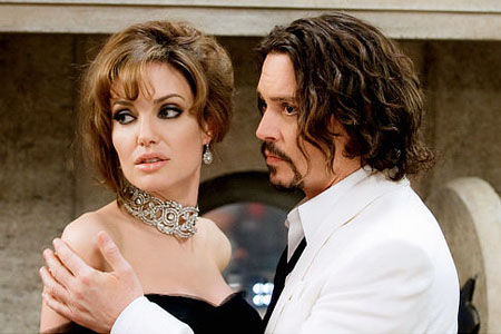 Angelina Jolie and Johnny Depp in The Tourist