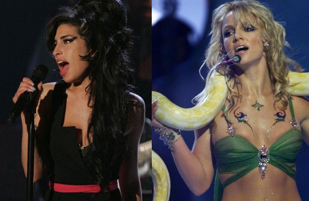 amy winehouse britney spears mtv vmas 615.jpg