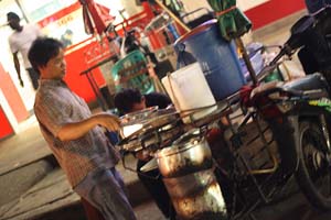 wrisley apr22 friedchicken vendor.jpg