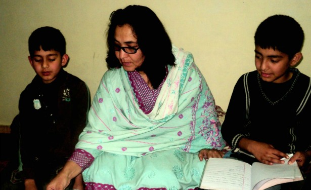 Pakistan mother.jpg