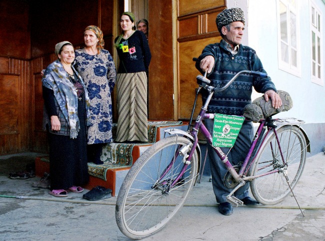 chechen-villagers.jpg