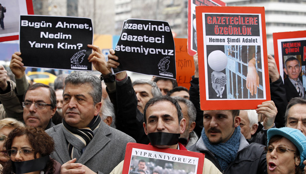turkey journalists banner.jpg