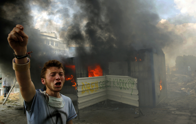 turkey protester 340280932.jpg