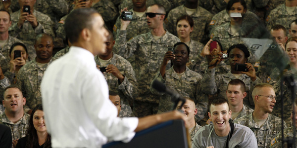 Obama and troops - Kevin Lamarque Reuters - banner.jpg