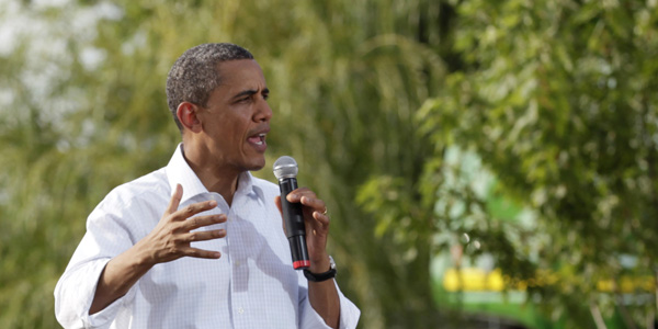 Obama talking in Iowa - AP Photo:Carolyn Kaster - banner.jpg