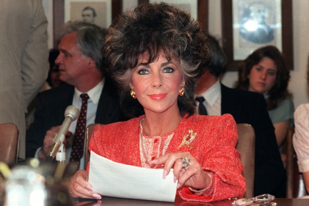 liz taylor red dress Elizabeth Taylor Red Dress