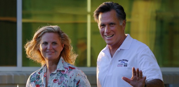 casualmitt.banner.reuters.jpg