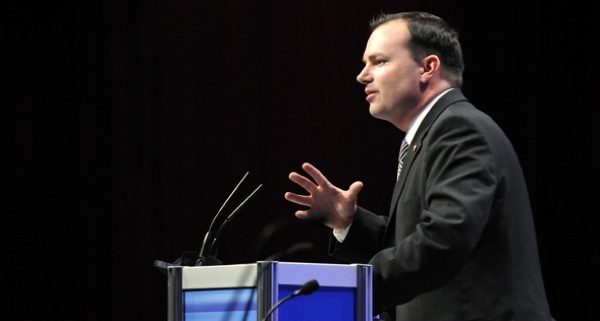 mike lee full.jpg