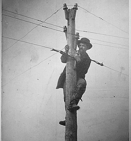cutting telegraph wire.gif