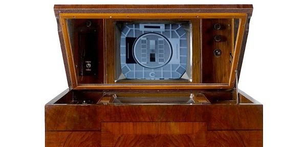 Britain's Oldest Working TV - The Atlantic