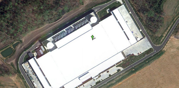 Apple's Splashy New Data Center Finally Appears on Google Earth - The ...