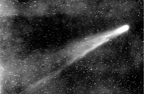 790px-Halley's_Comet,_1910-615.png