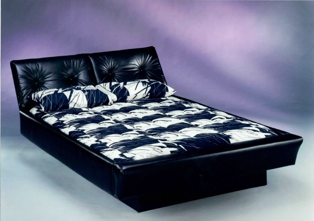 Y Icky Practical Waterbed, How To Put A King Size Waterbed Frame Together