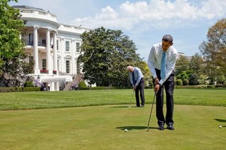 obama biden golf.jpg