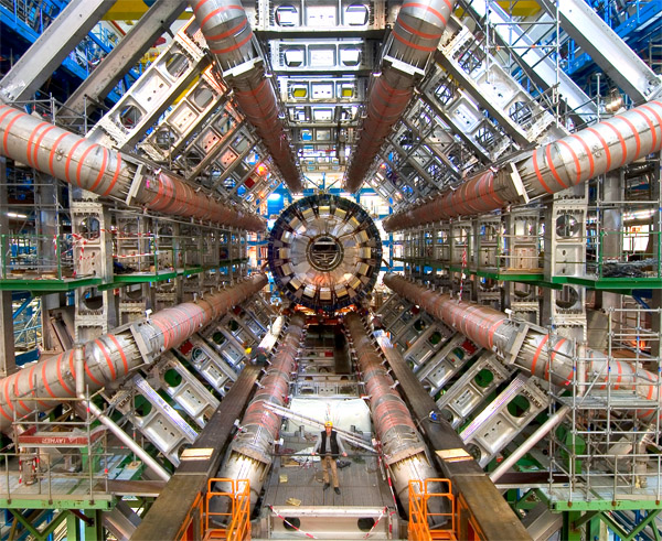LHC_600.jpg
