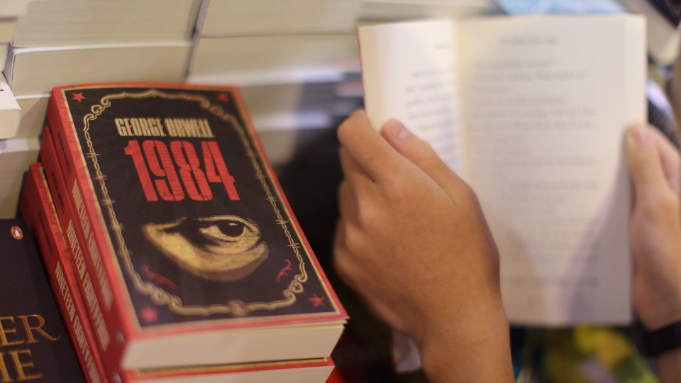 Copies of George Orwell's "1984"