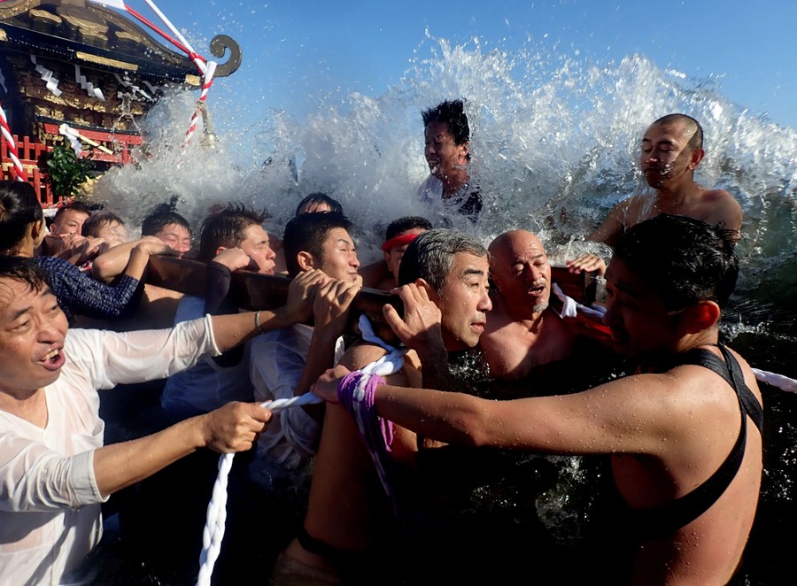 Photos: 2020 New Year’s Celebrations Around the World - The Atlantic