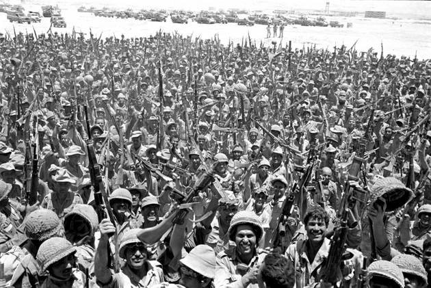 Israeli soldiers celebrate during the 1967 Six-Day War