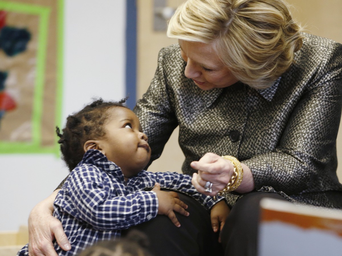 Hillary Clinton Embraces Her Mother's Emotional Tale - The New