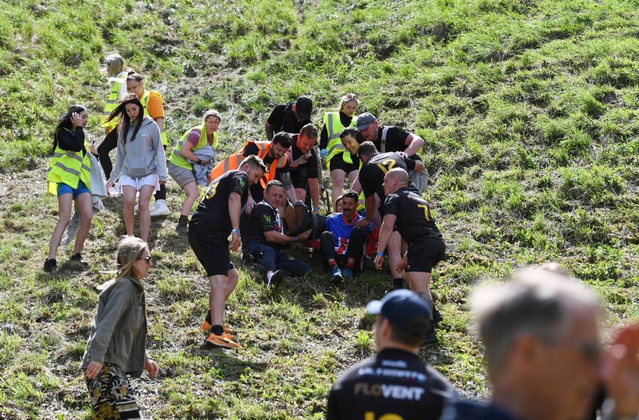 Photos: Cheese-Rolling Returns to Cooper's Hill - The Atlantic