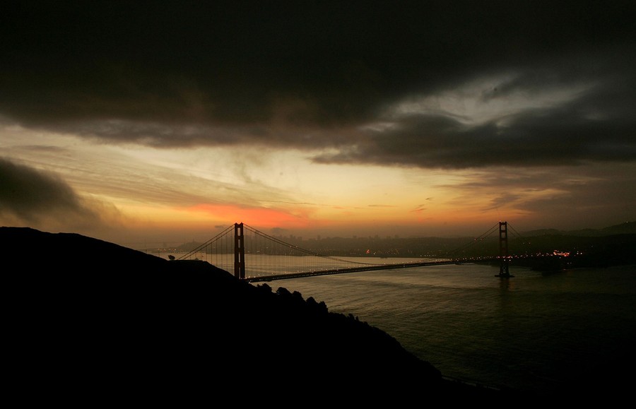 The day the Golden Gate Bridge flattened – The Mercury News